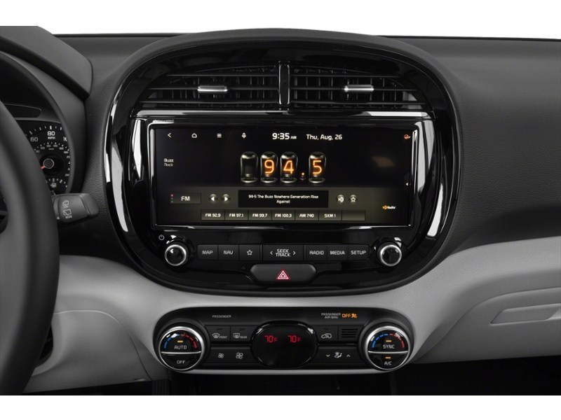 2022 Kia Soul EX IVT Interior Shot 2