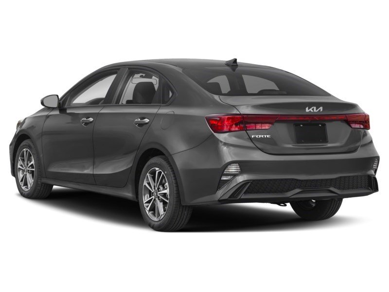 2023 Kia Forte LX IVT Exterior Shot 9