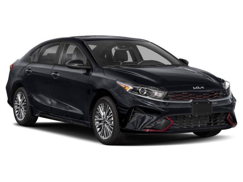 2024 Kia Forte EX IVT Exterior Shot 8
