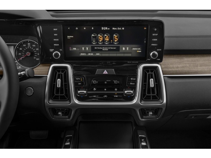 2022 Kia Sorento X-Line AWD Interior Shot 2