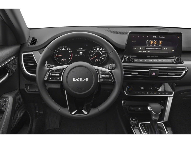 2023 Kia Seltos EX Premium AWD Interior Shot 3
