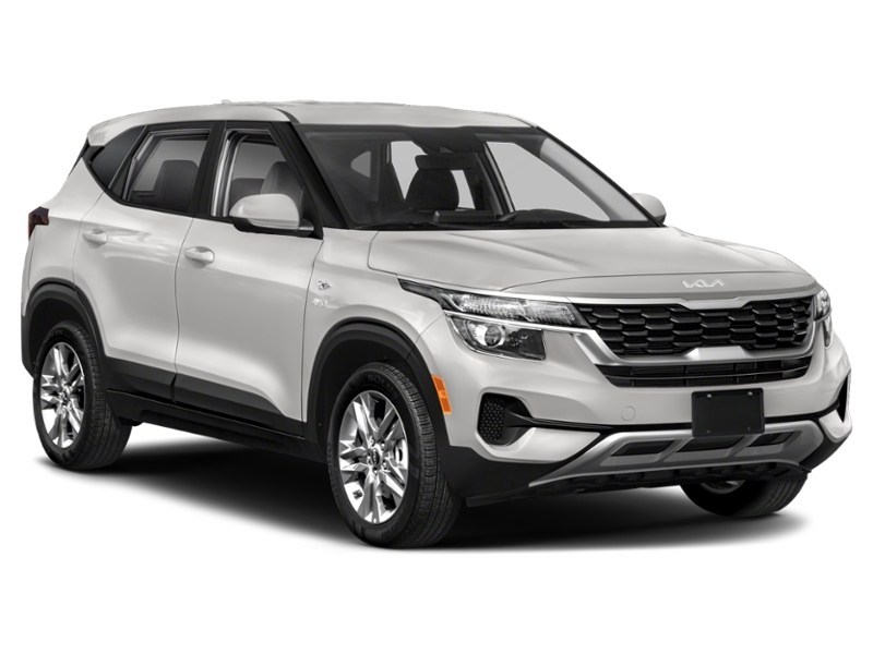 2022 Kia Seltos LX FWD Exterior Shot 8