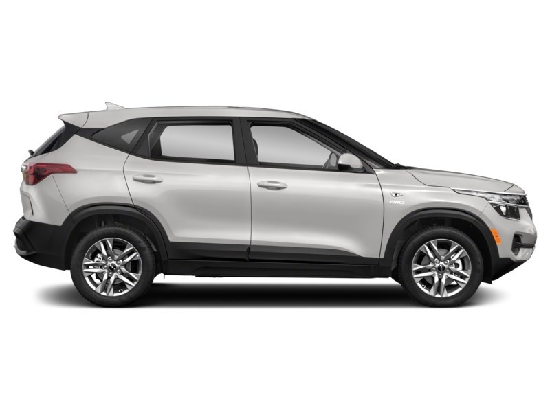 2023 Kia Seltos LX FWD Exterior Shot 10