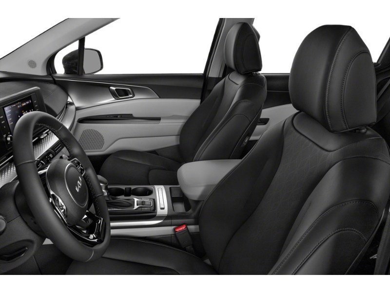 2023 Kia Carnival LX FWD Interior Shot 4