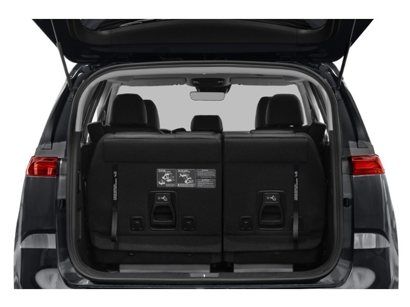 2023 Kia Carnival LX+ FWD Exterior Shot 4