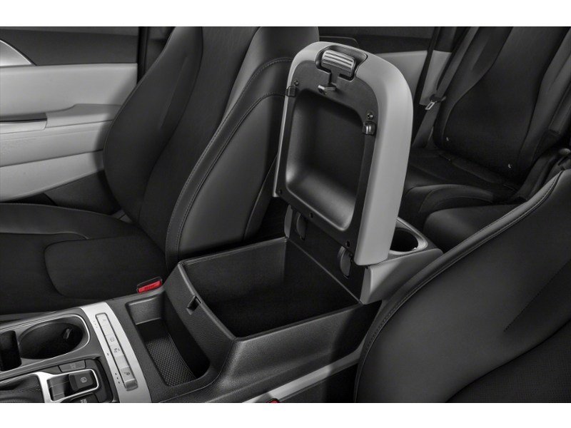 2023 Kia Carnival LX FWD Interior Shot 7