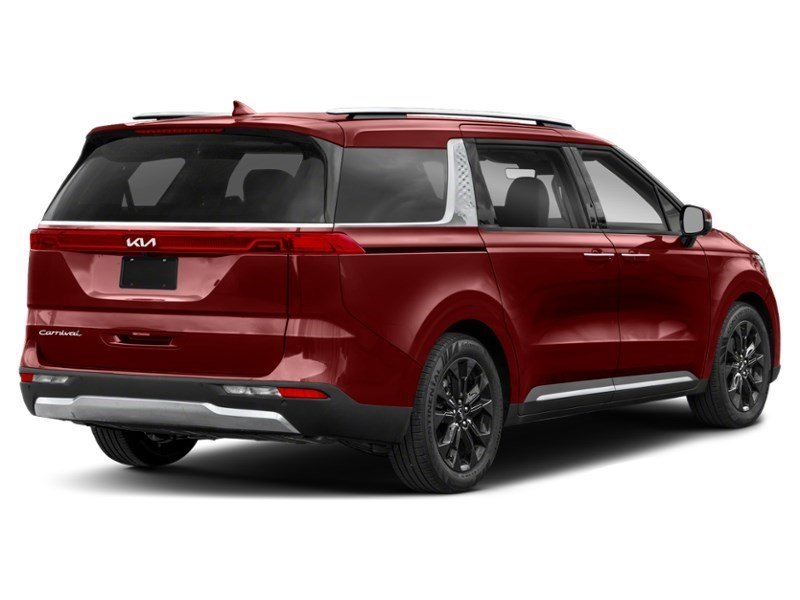 2024 Kia Carnival SX FWD Exterior Shot 2