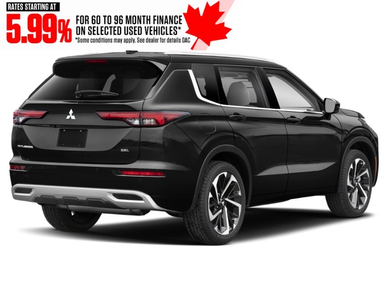 2022 Mitsubishi Outlander SEL S-AWC Exterior Shot 2