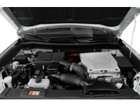2022 Mitsubishi Outlander Plug-In Hybrid SE S-AWC Exterior Shot 3