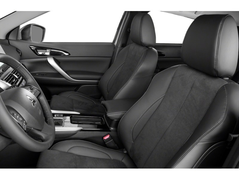2022 Mitsubishi Eclipse Cross SEL S-AWC Interior Shot 4