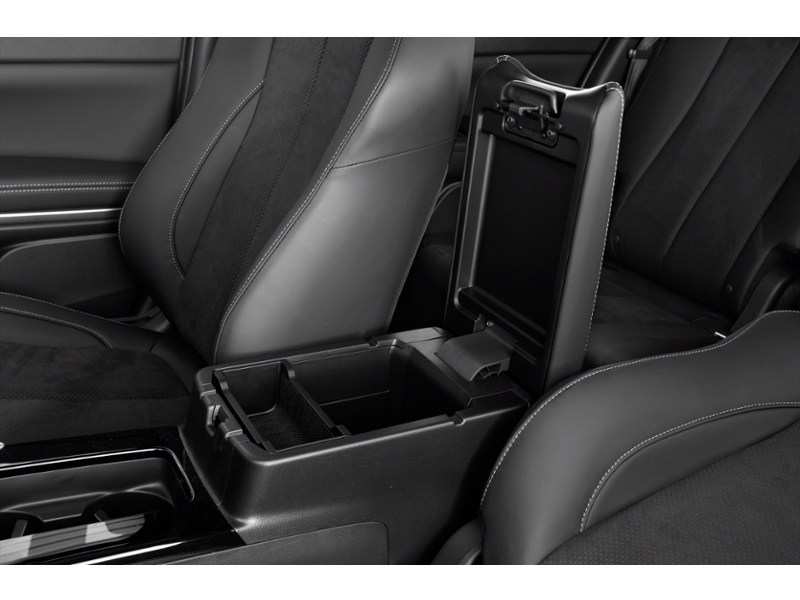 2022 Mitsubishi Eclipse Cross SEL S-AWC Interior Shot 7