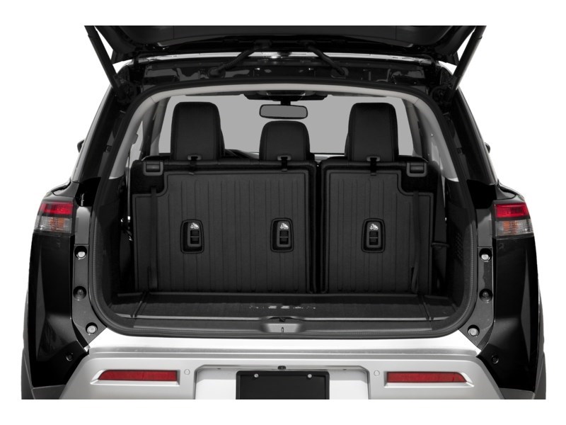 2023 Nissan Pathfinder Platinum 4WD Exterior Shot 4