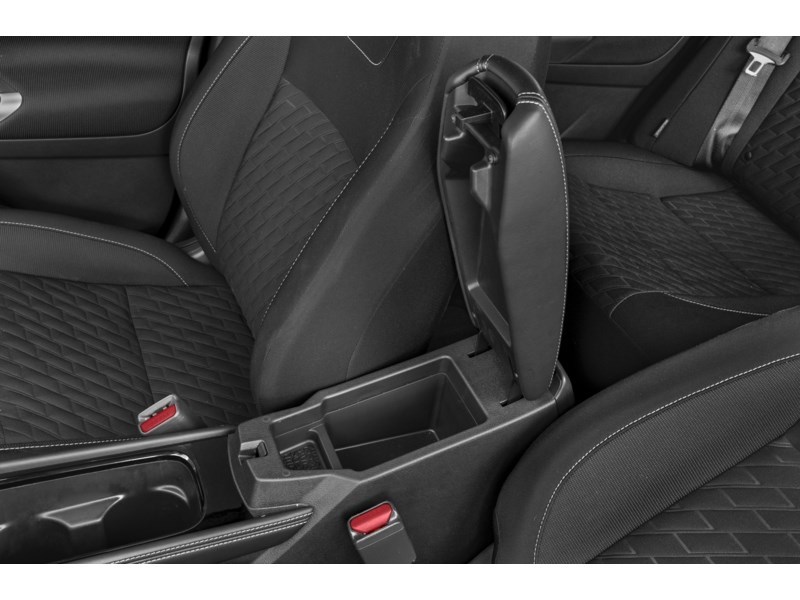 2025 Nissan Kicks Play SV FWD Interior Shot 7