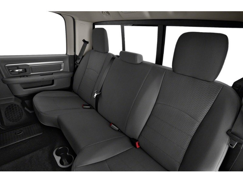 2022 RAM 1500 Classic SLT 4x4 Crew Cab 5'7" Box Interior Shot 5
