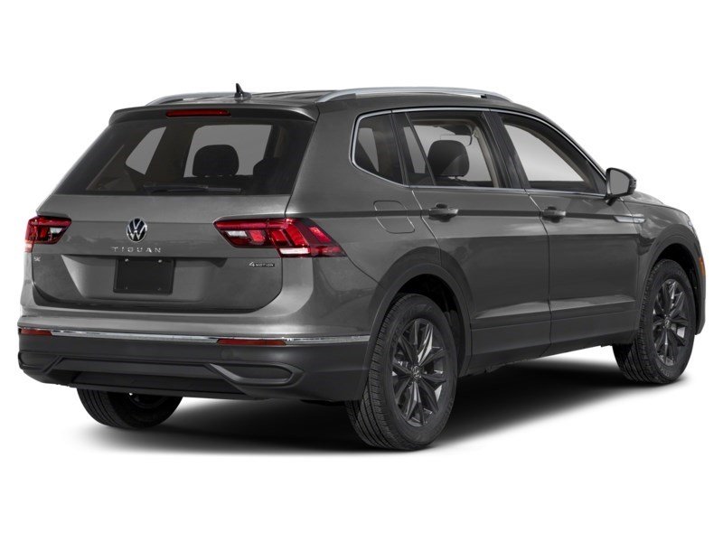 2022 Volkswagen Tiguan Comfortline 4MOTION Exterior Shot 2