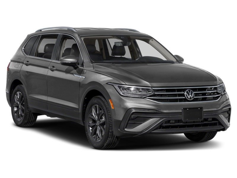 2024 Volkswagen Tiguan Comfortline 4MOTION Exterior Shot 8