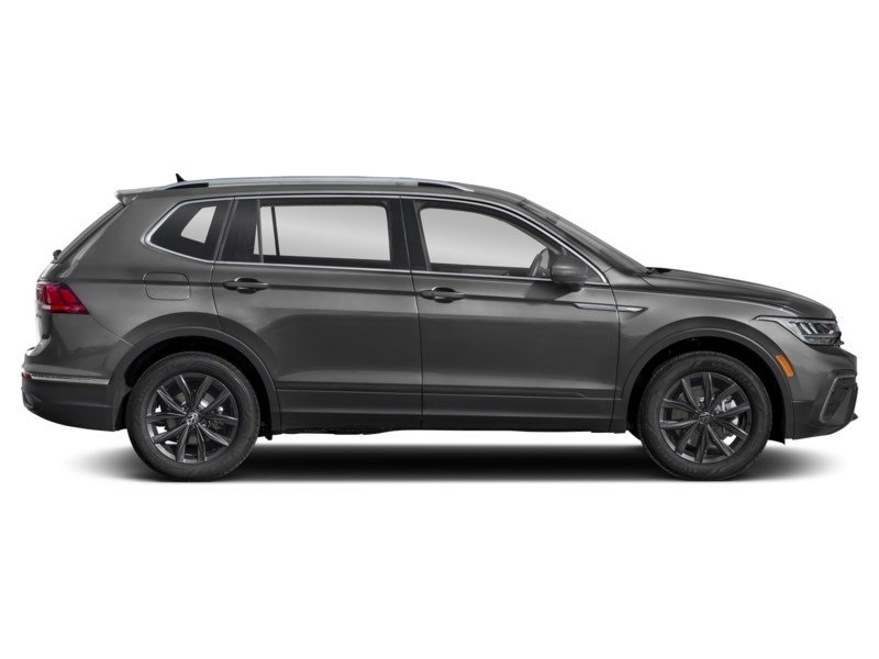 2022 Volkswagen Tiguan Comfortline 4MOTION Exterior Shot 10