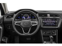 2024 Volkswagen Tiguan Comfortline 4MOTION Interior Shot 3