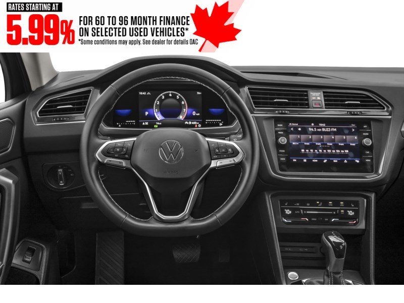 2022 Volkswagen Tiguan Comfortline 4MOTION Interior Shot 3