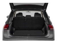 2024 Volkswagen Tiguan Comfortline 4MOTION Exterior Shot 4