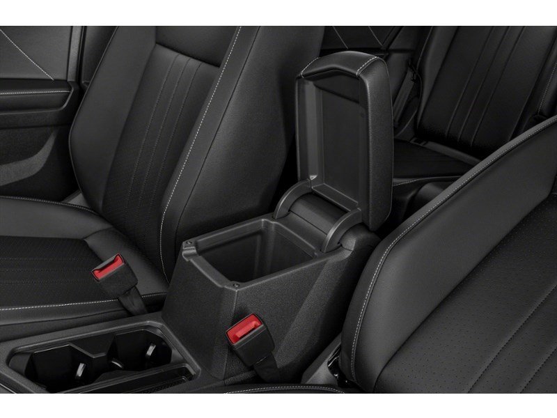 2024 Volkswagen Tiguan Comfortline 4MOTION Interior Shot 7