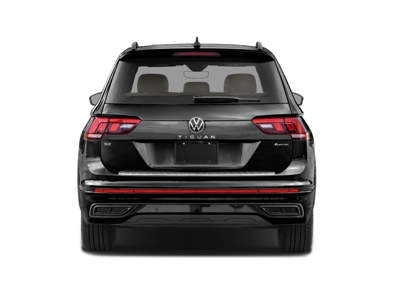 2024 Volkswagen Tiguan Comfortline R-Line Black Edition 4MOTION Exterior Shot 7