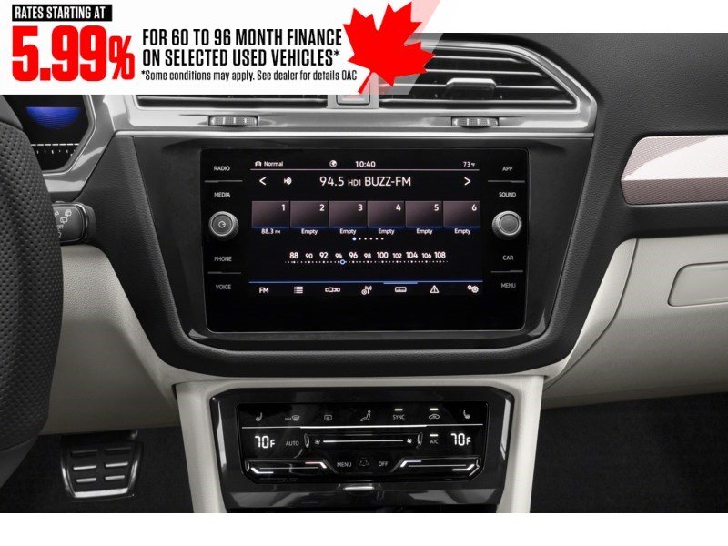 2022 Volkswagen Tiguan Comfortline R-Line Black Edition 4MOTION Interior Shot 2