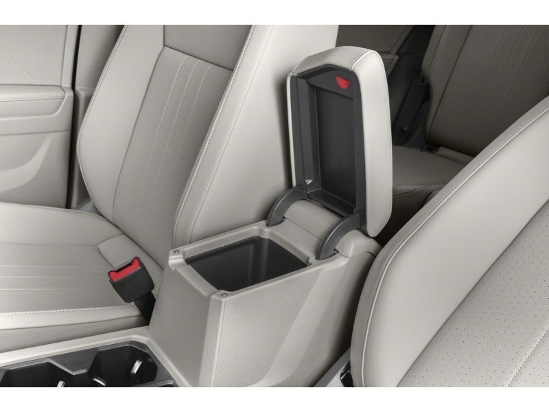 2024 Volkswagen Tiguan Comfortline R-Line Black Edition 4MOTION Interior Shot 7