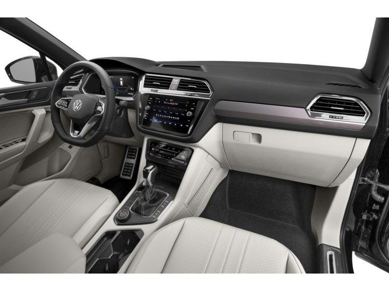 2024 Volkswagen Tiguan Comfortline R-Line Black Edition 4MOTION Interior Shot 1
