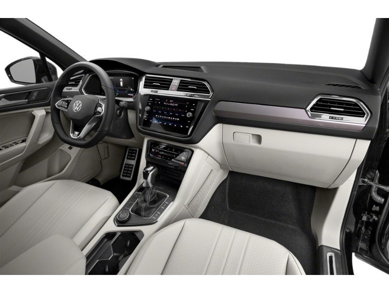 2023 Volkswagen Tiguan Comfortline R-Line Black Edition 4MOTION Interior Shot 1