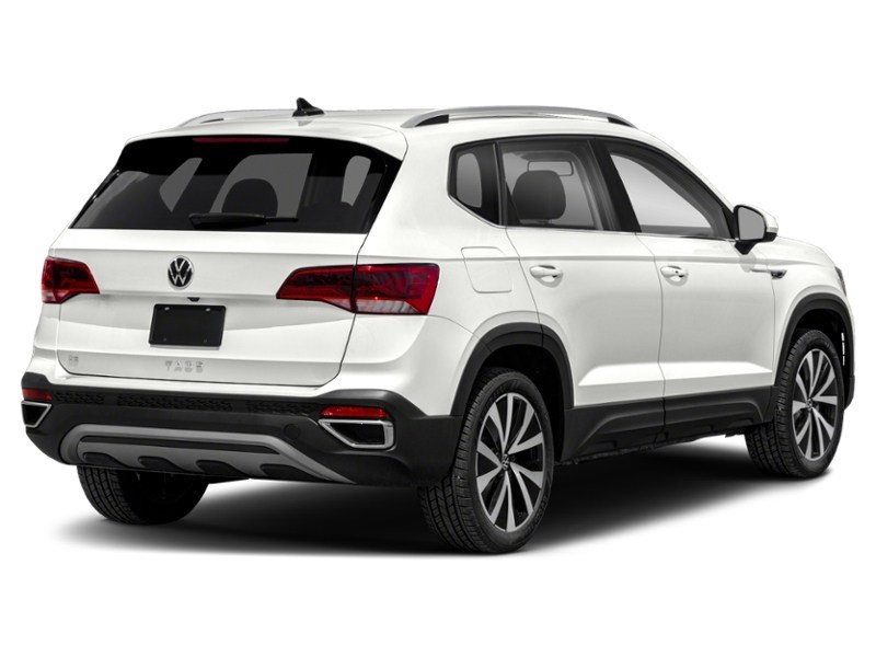2024 Volkswagen Taos Comfortline FWD Exterior Shot 2