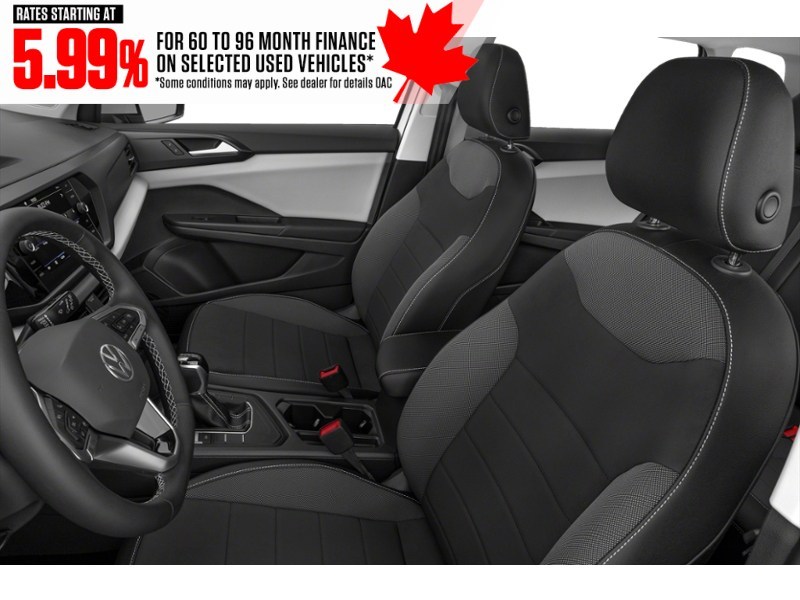 2024 Volkswagen Taos Comfortline FWD Interior Shot 4