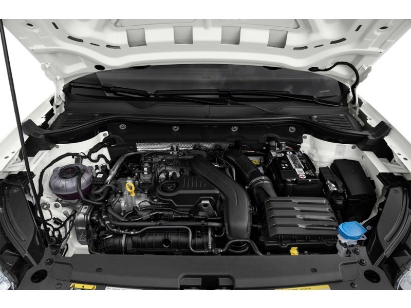 2024 Volkswagen Taos Comfortline FWD Exterior Shot 3