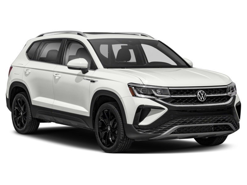 2024 Volkswagen Taos Highline 4MOTION Exterior Shot 8