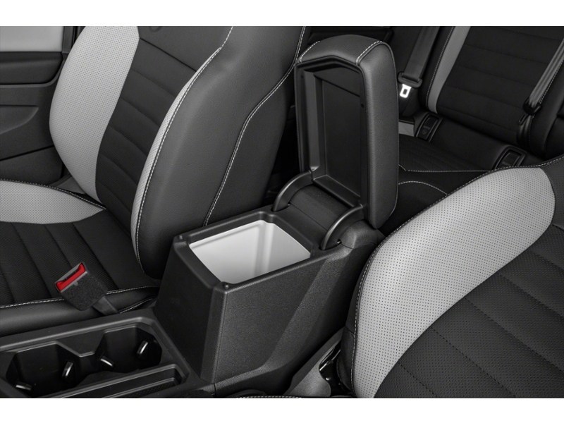 2024 Volkswagen Taos Highline 4MOTION Interior Shot 7
