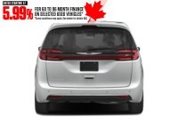 2023 Chrysler Pacifica Touring L AWD Exterior Shot 7