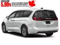 2023 Chrysler Pacifica Touring L FWD Exterior Shot 9