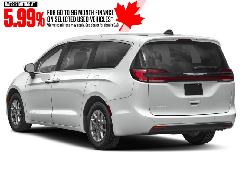 2023 Chrysler Pacifica Touring L AWD Exterior Shot 9