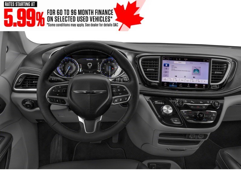 2023 Chrysler Pacifica Touring L FWD Interior Shot 3
