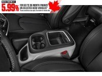 2023 Chrysler Pacifica Touring L FWD Interior Shot 7