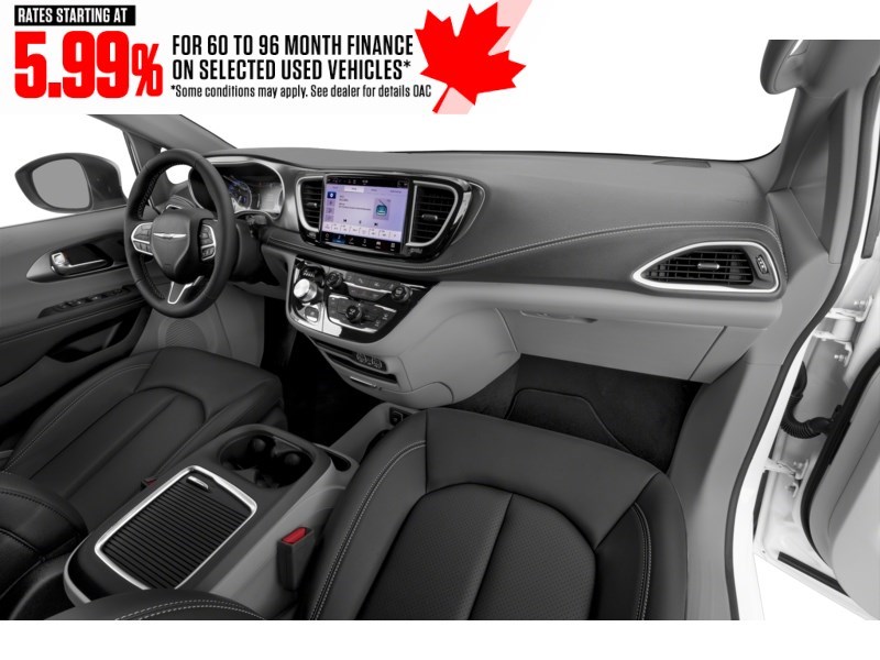 2023 Chrysler Pacifica Touring L AWD Interior Shot 1