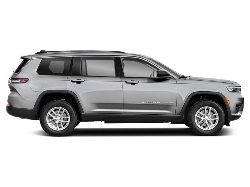 2023 Jeep Grand Cherokee L Summit 4x4 Exterior Shot 10
