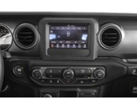 2022 Jeep Gladiator Sport S 4x4 Interior Shot 2