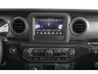 2022 Jeep Gladiator Sport S 4x4 Interior Shot 2