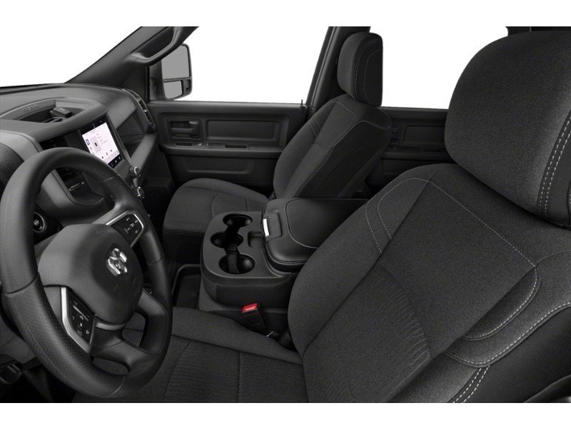 2024 RAM 2500 Tradesman 4x4 Crew Cab 8' Box Interior Shot 4