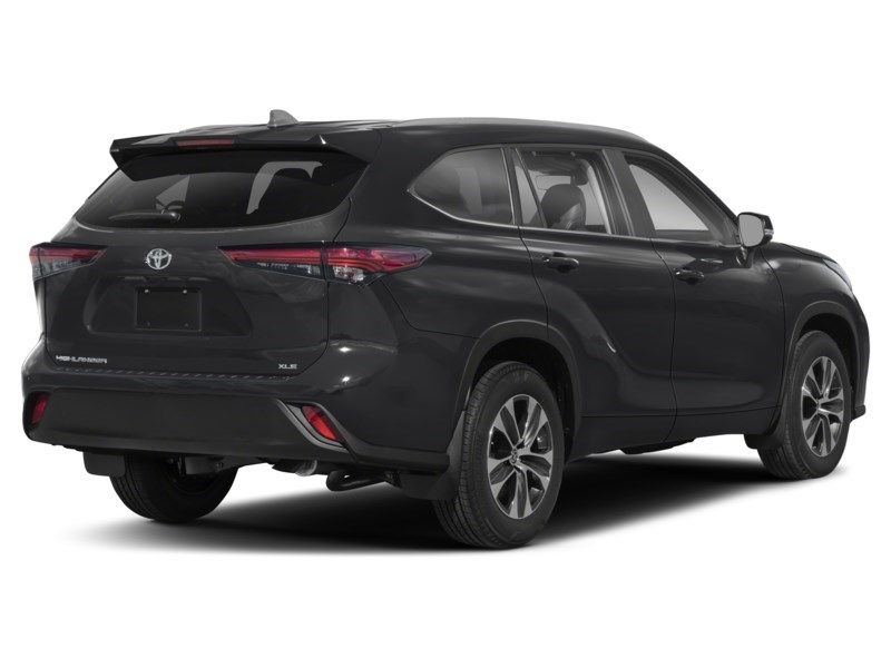 2024 Toyota Highlander XLE AWD Exterior Shot 2
