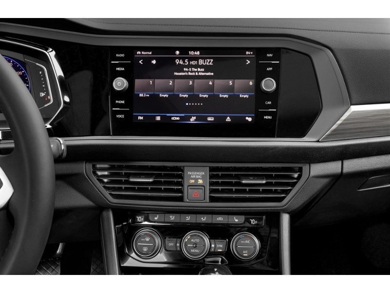 2023 Volkswagen Jetta Highline Auto Interior Shot 2