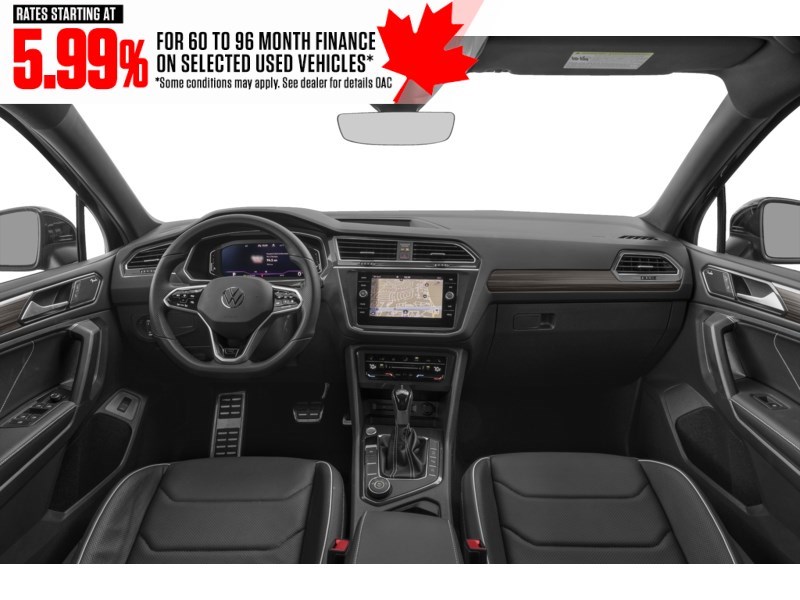 2022 Volkswagen Tiguan Highline R-Line 4MOTION Interior Shot 6