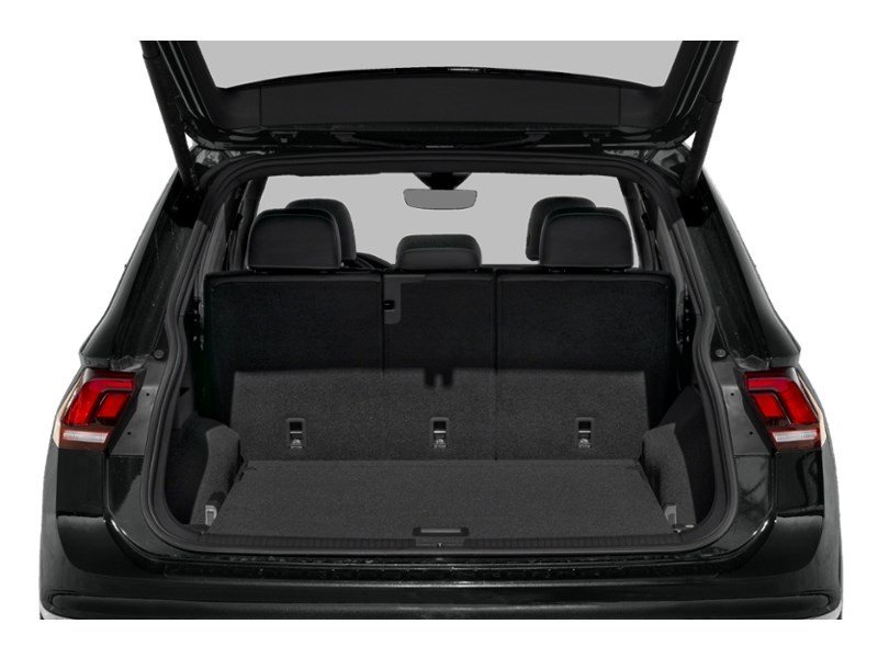 2022 Volkswagen Tiguan Highline R-Line 4MOTION Exterior Shot 4