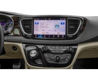 2026 Chrysler Pacifica Limited FWD Interior Shot 2